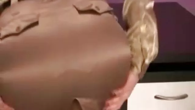 三個人的瘋狂與幾個自滿的美女