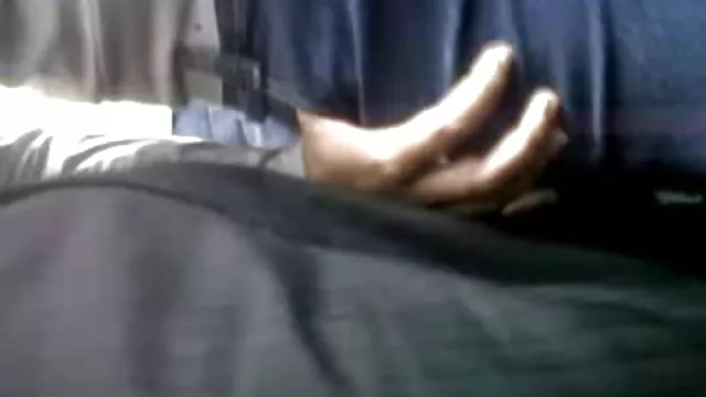 豐滿的青少年和她對硬公雞的成癮