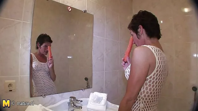 兩個相愛的男朋友之間的浪漫性愛